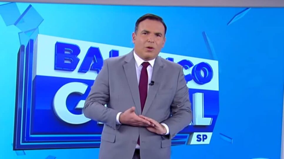Reinaldo Gottino se emocionou ao vivo ao noticiar sobre uma morte brutal (Foto Reprodução/Internet)