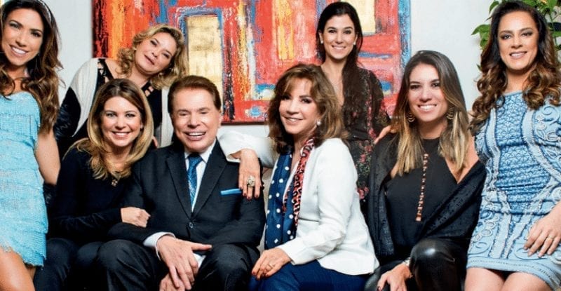 Silvio Santos e família (Foto: Reprodução)