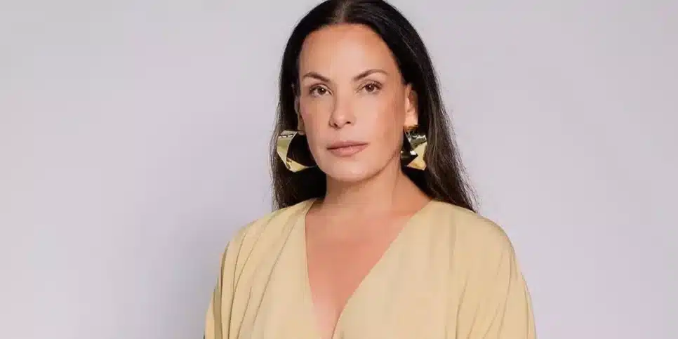 Carolina Ferraz (Foto: reprodução/ Internet)