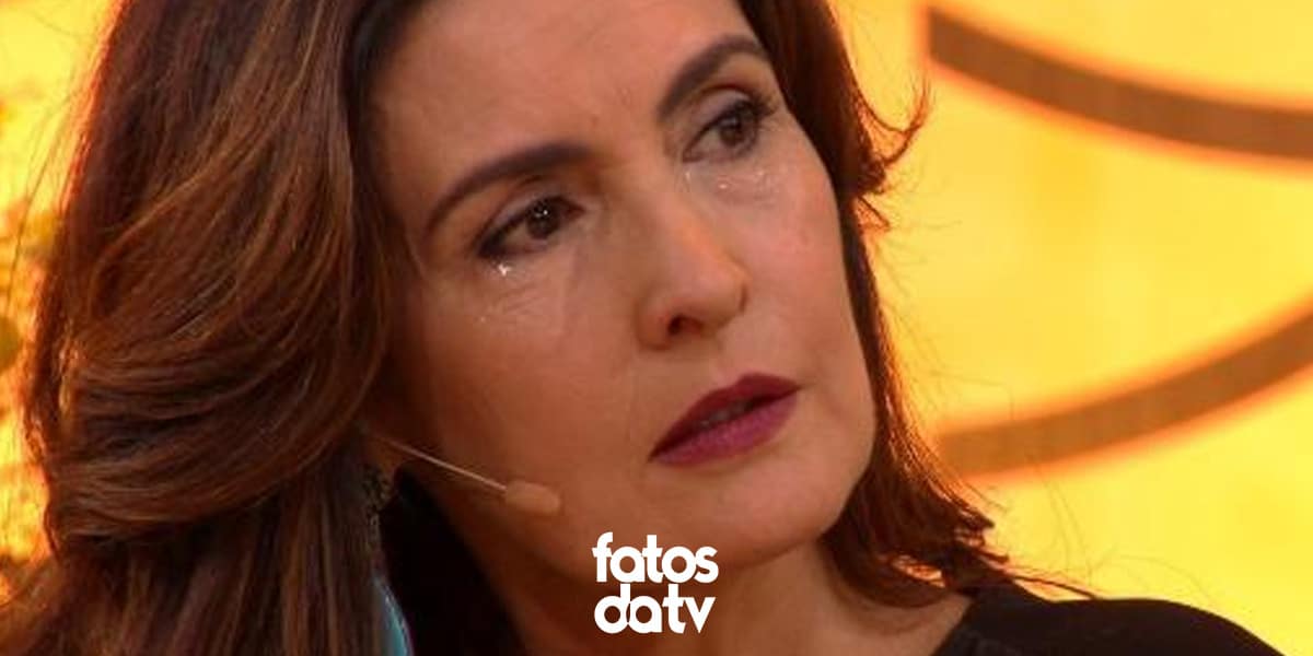 Fátima Bernardes caiu no choro durante programa (Foto: Reprodução)
