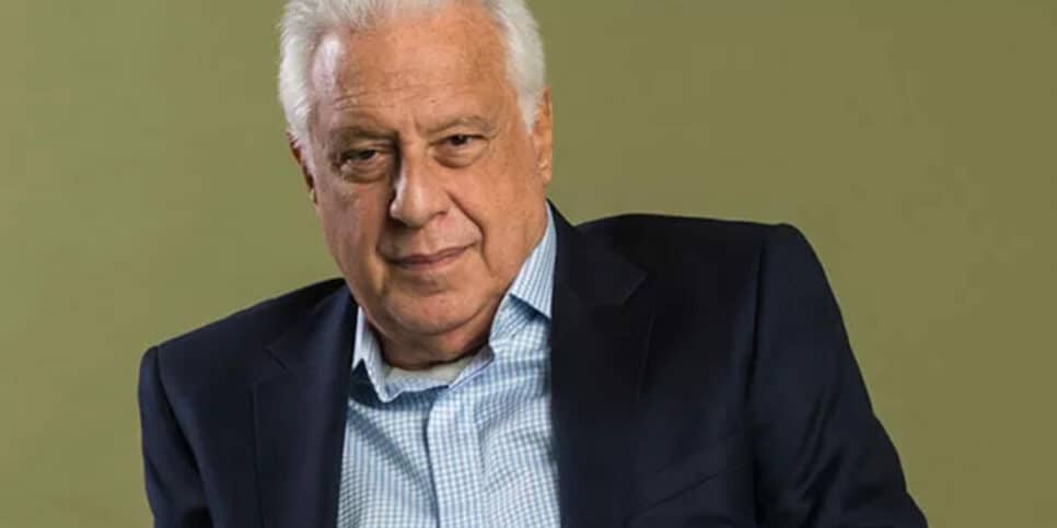 Antônio Fagundes viu seu nome sendo exposto na Record e apresentadora entrega o que ele fez com colegas