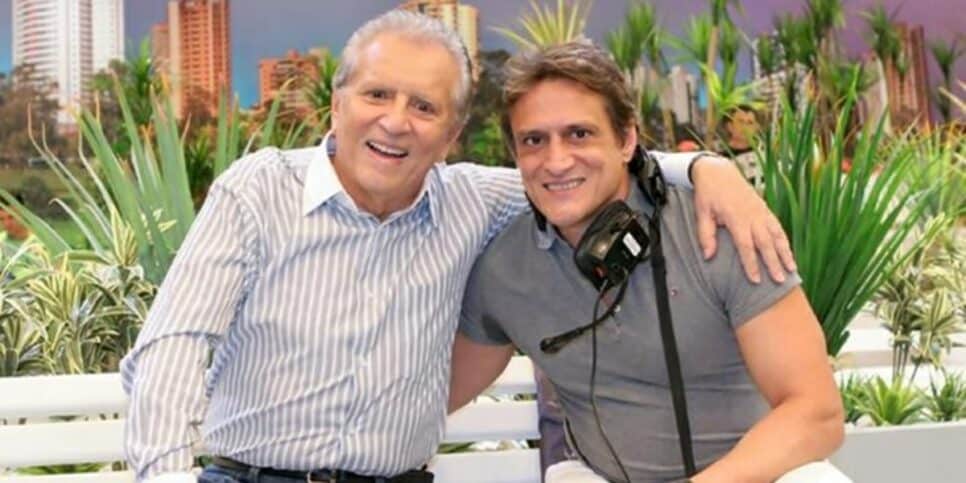 Carlos Alberto ao lado do filho, Marcelo de Nóbrega em A Praça é Nossa. (Foto: Reprodução)