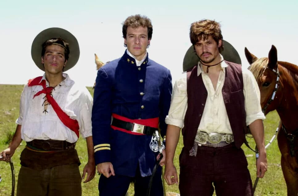 Bruno Gagliasso, Rodrigo Faro e Dado em "A Casa das Sete Mulheres" (Foto Reprodução/Memoria Glb/Tratamento Fatos da Tv)
