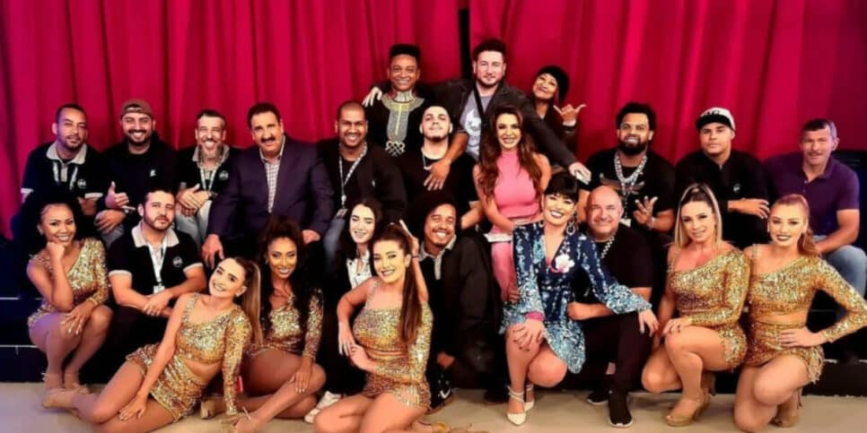 Tente não se impactar com o salário que Ratinho paga para o elenco do seu programa no SBT