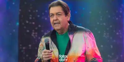 De forma gratuita e inesperada, Record atacou Faustão (Foto: Reprodução, Band)