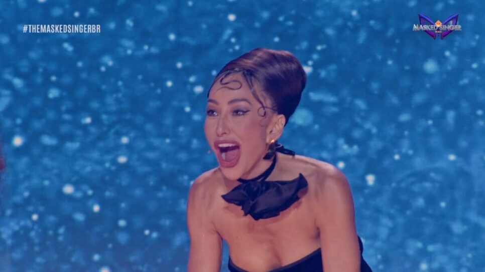 Sabrina Sato chocada em The Masked Singer