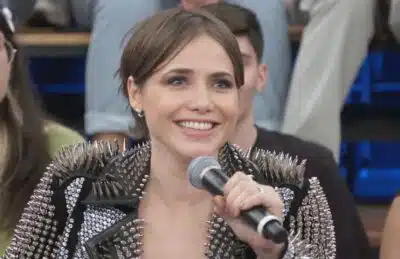 Leticia Colin é convidada do Altas Horas (Foto: Reprodução/Globo)