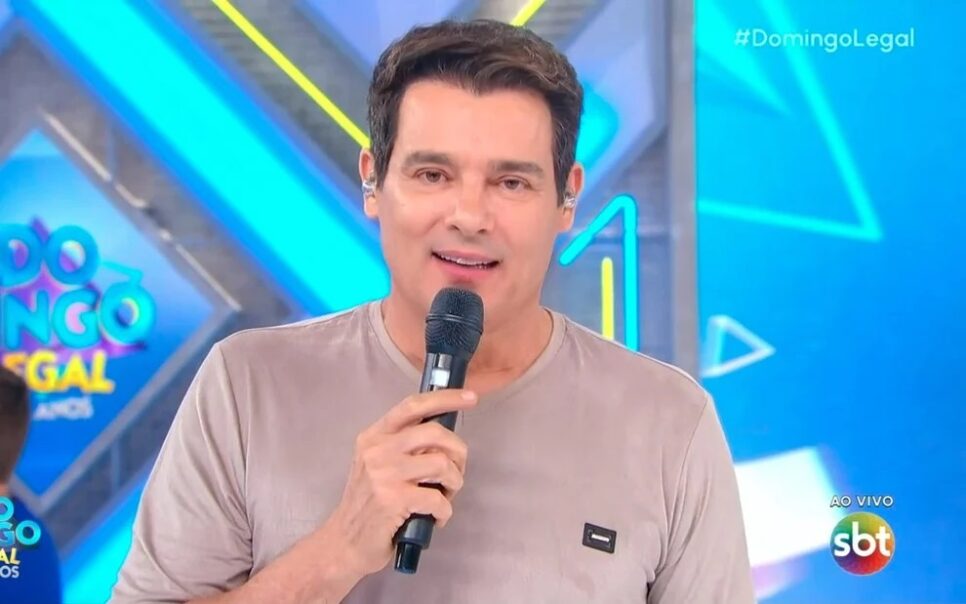 Celso Portiolli chora com morte no Domingo Legal