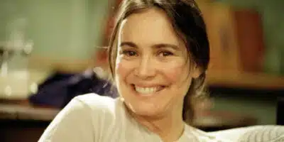 Regina Duarte é “substituída” em História de Amor no Globoplay (Foto: Reprodução, Globo)
