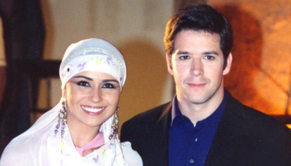Giovanna Antonelli e Murilo Benício em O Clone. (Foto: reprodução)