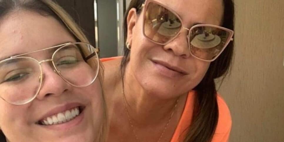 Marília Mendonça com sua mãe (Foto: Reprodução, Instagram)