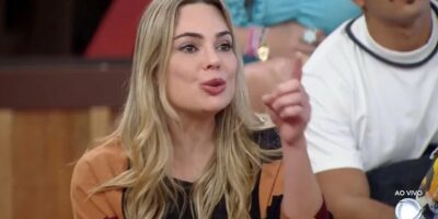 Imagem do post A Fazenda 15! Rachel Sheherazade debocha na cara dos peões: “Nunca vi”