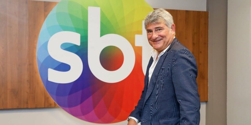 Cleber Machado assina com o SBT (Foto: Divulgação/SBT)