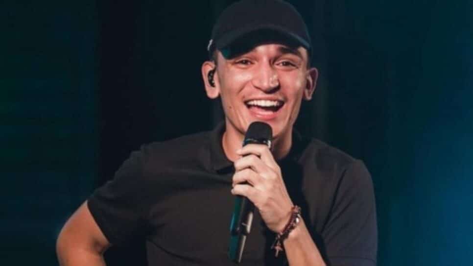 O cantor João Gomes sofre grave acusação