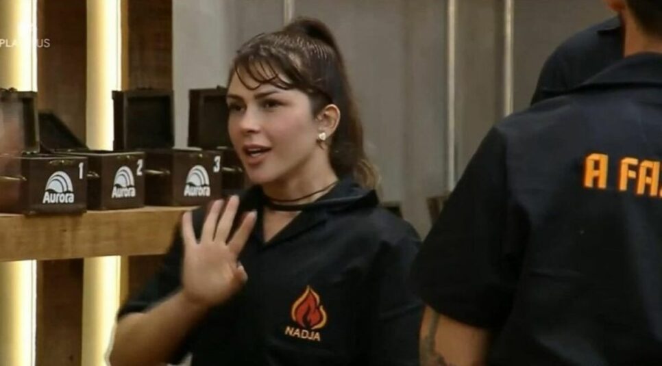 Nadja vence Prova de Fogo em A Fazenda 15