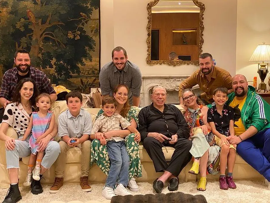 Silvio Santos e sua família (Foto: Reprodução, Instagram)