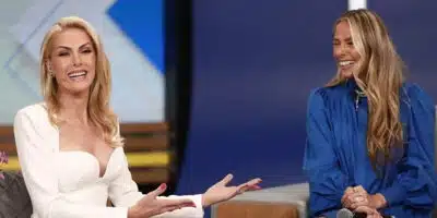 Apresentadora Ana Hickmann e Apresentadora Adriane Galisteu (Foto: Reprodução - Record)
