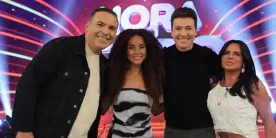 Reinaldo Gottino, Domitila Barros, Gretchen e Rodrigo Farro (Foto: Reprodução - Record)