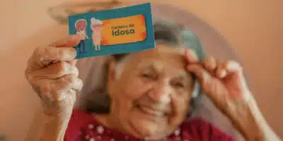 Idosos têm direito a mais de 10 benefícios garantidos por lei (Foto: beneficiodoidoso.com.br)